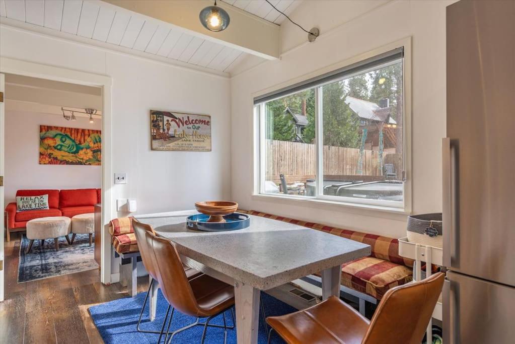 Lake Views, Pet-Friendly Cabin With Hot-Tub In King'S Beach Kings Beach Exterior photo